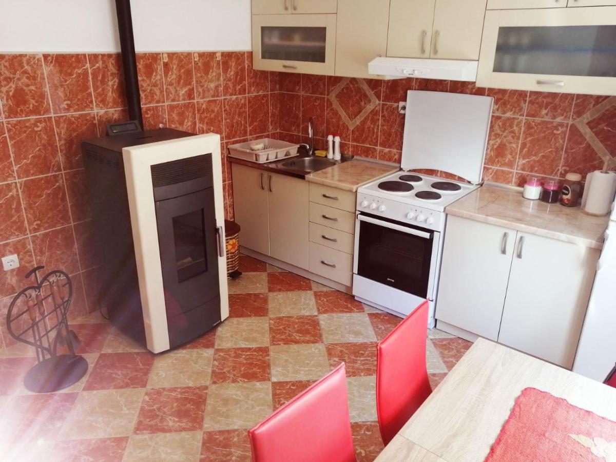 Nemanja Apartamento Trebinje Exterior foto