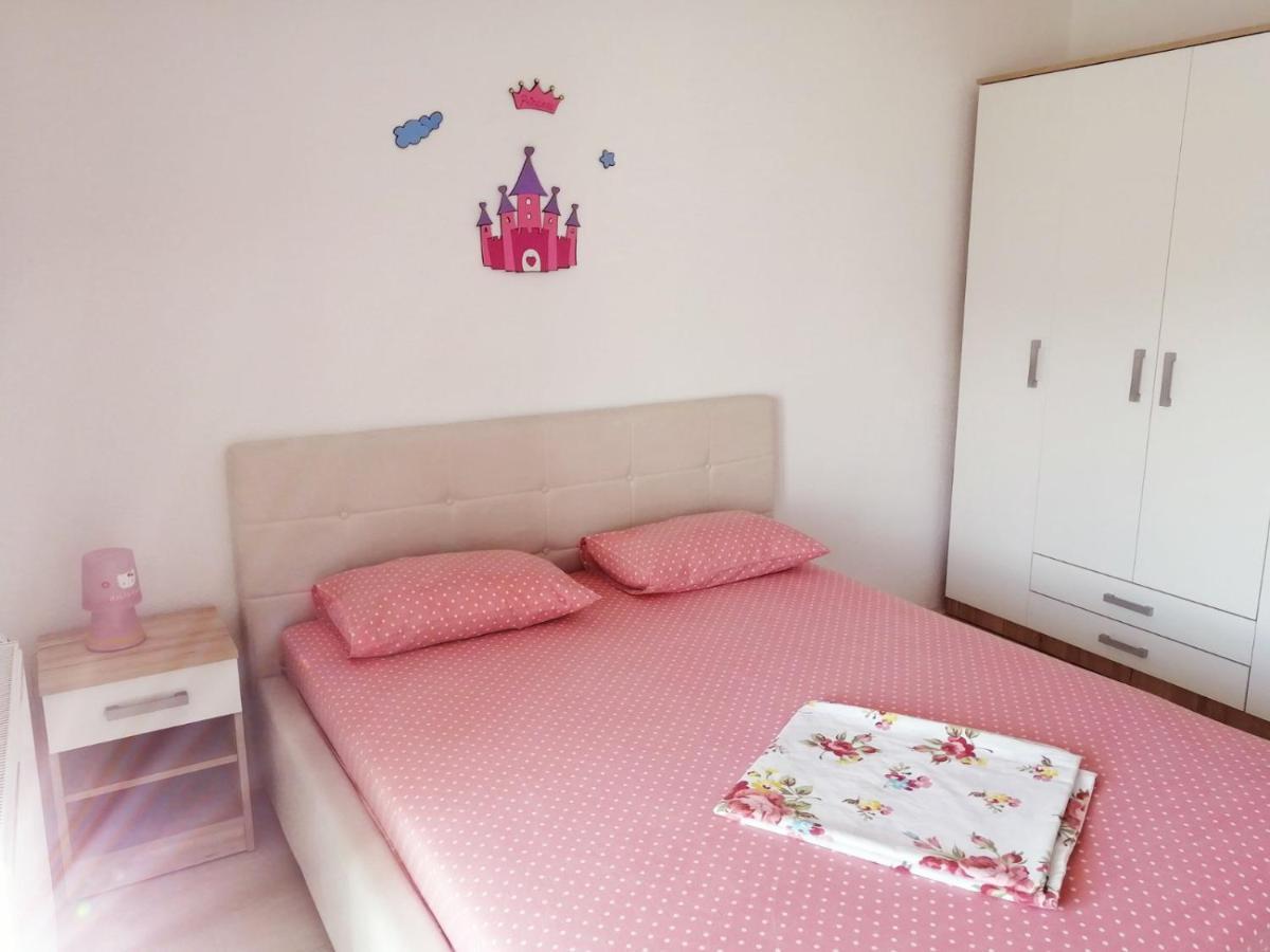 Nemanja Apartamento Trebinje Exterior foto