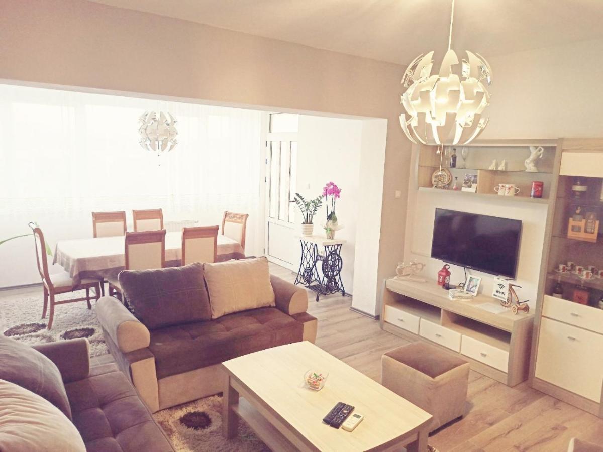Nemanja Apartamento Trebinje Exterior foto